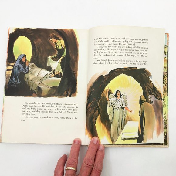 Uncle Arthur's Bedtime Stories 1964 Volume 1 Hardcover - Picture 12 of 13